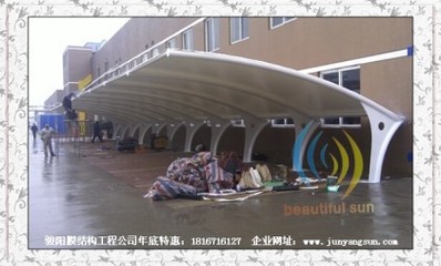 【自貢拉膜安裝、自貢膜結構汽車棚|自行車棚設計